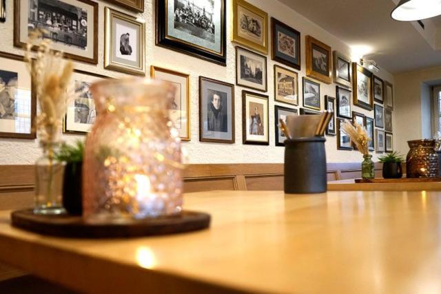 Zum Simonbraeu Hotel Битбург Екстериор снимка