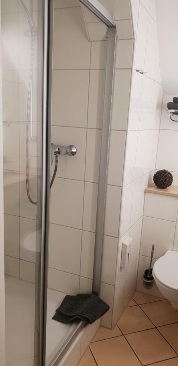 Zum Simonbraeu Hotel Битбург Екстериор снимка